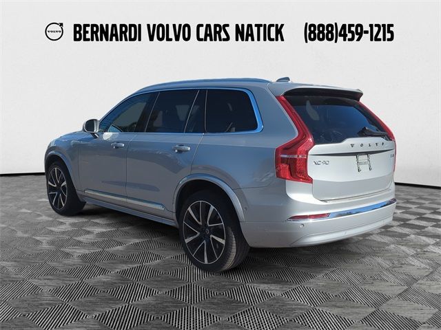 2023 Volvo XC90 Plus