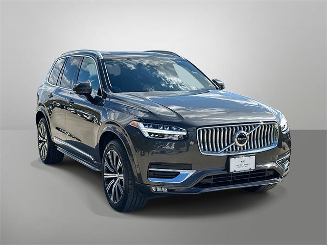 2023 Volvo XC90 Plus
