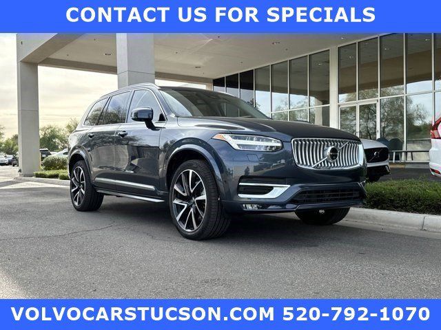 2023 Volvo XC90 Plus