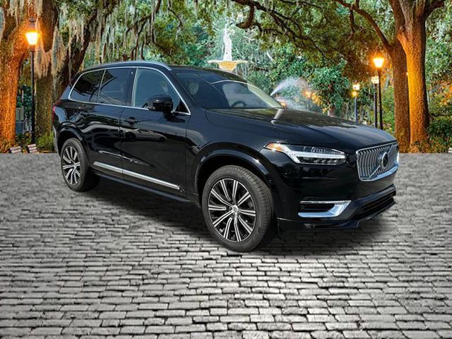 2023 Volvo XC90 Plus