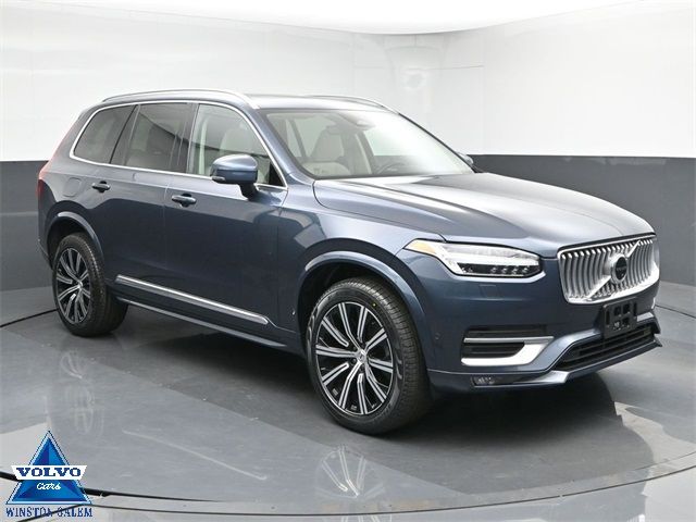 2023 Volvo XC90 Plus