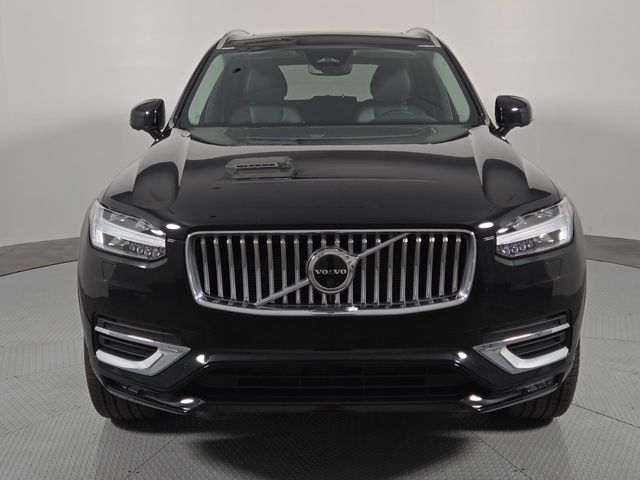 2023 Volvo XC90 Plus