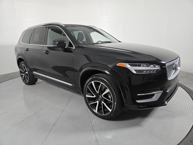 2023 Volvo XC90 Plus