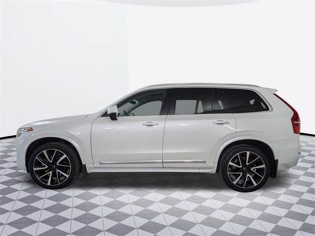 2023 Volvo XC90 Plus