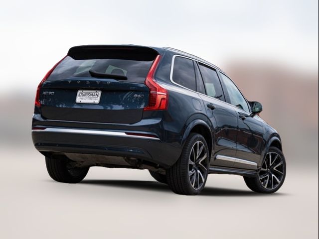 2023 Volvo XC90 Plus