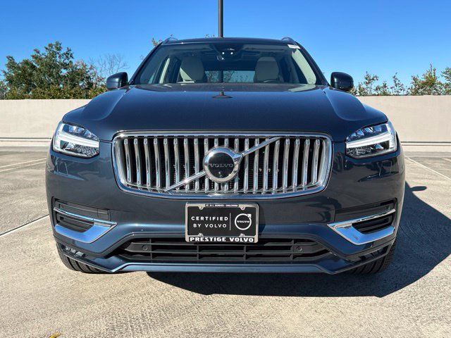 2023 Volvo XC90 Plus