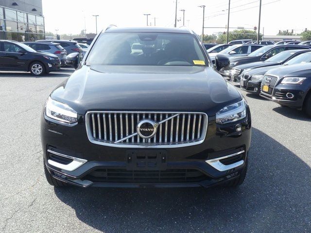 2023 Volvo XC90 Plus