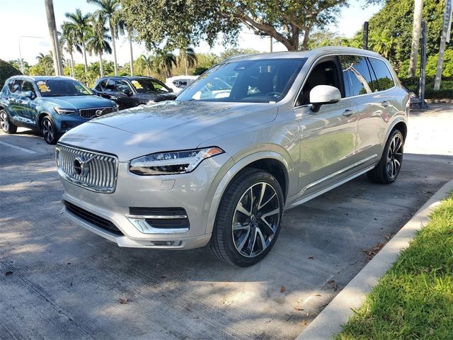 2023 Volvo XC90 Plus