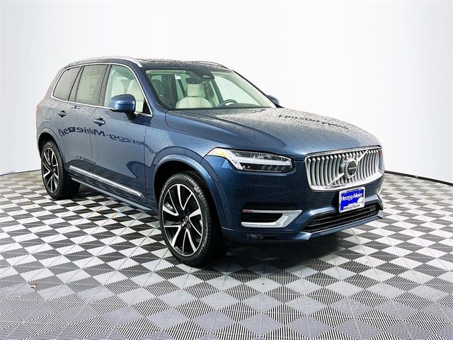 2023 Volvo XC90 Plus