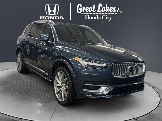 2023 Volvo XC90 Plus