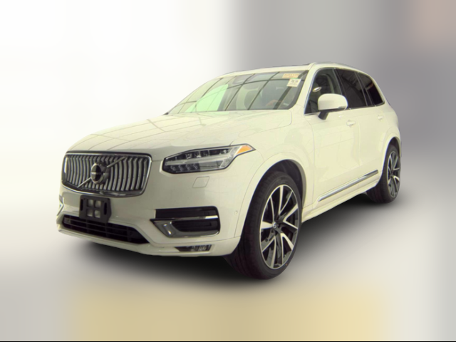 2023 Volvo XC90 Plus