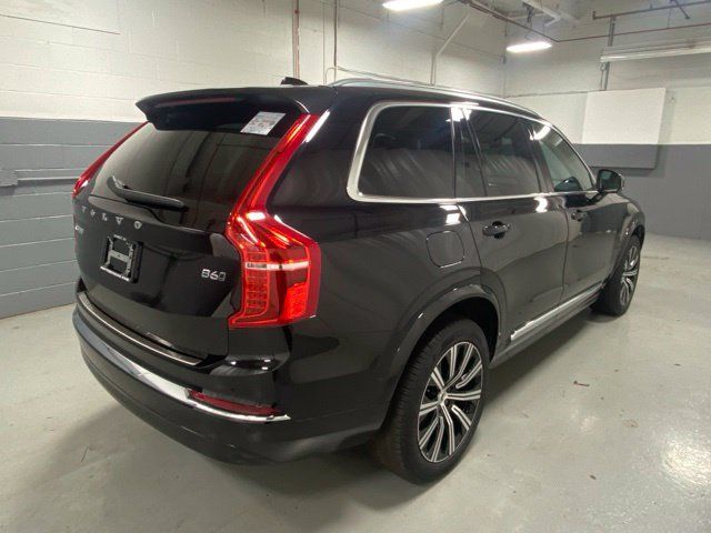 2023 Volvo XC90 Plus