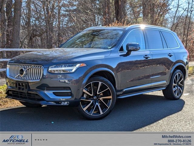 2023 Volvo XC90 Plus