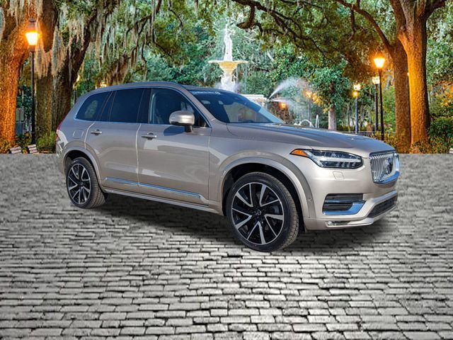 2023 Volvo XC90 Plus