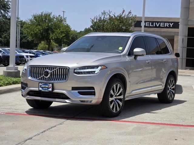 2023 Volvo XC90 Plus