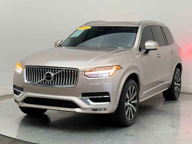 2023 Volvo XC90 Plus