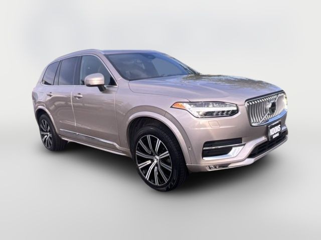 2023 Volvo XC90 Plus