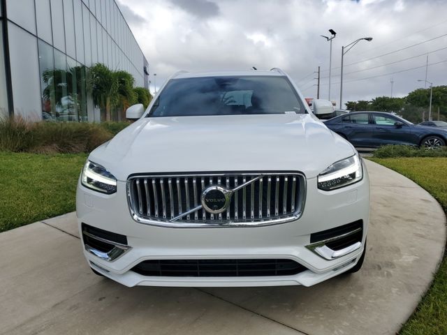 2023 Volvo XC90 Plus