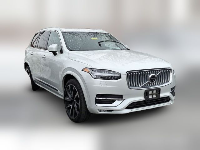 2023 Volvo XC90 Plus
