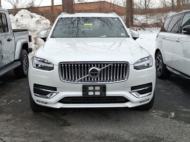 2023 Volvo XC90 Plus