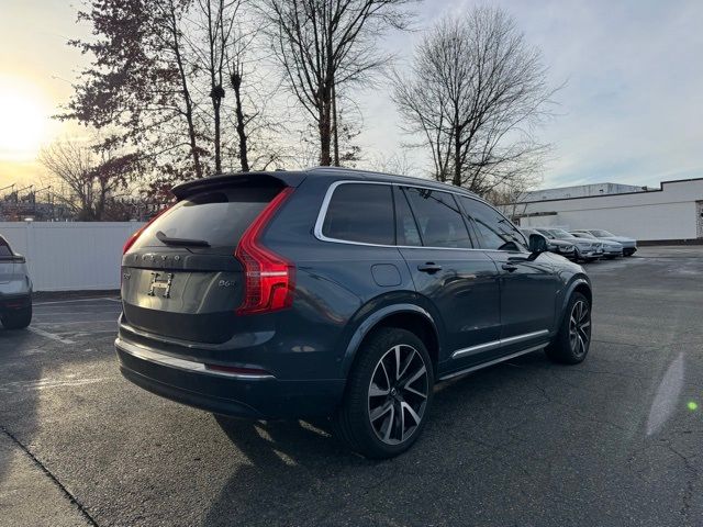 2023 Volvo XC90 Plus