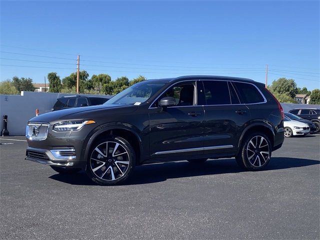 2023 Volvo XC90 Plus