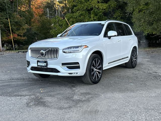 2023 Volvo XC90 Plus