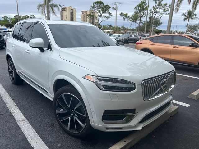 2023 Volvo XC90 Plus