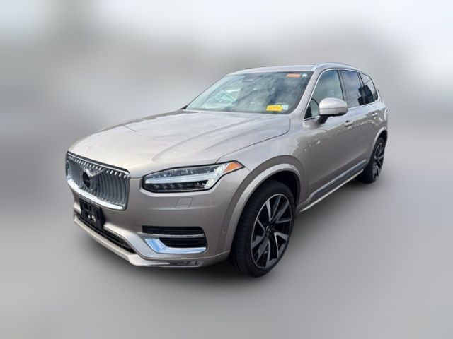 2023 Volvo XC90 Plus