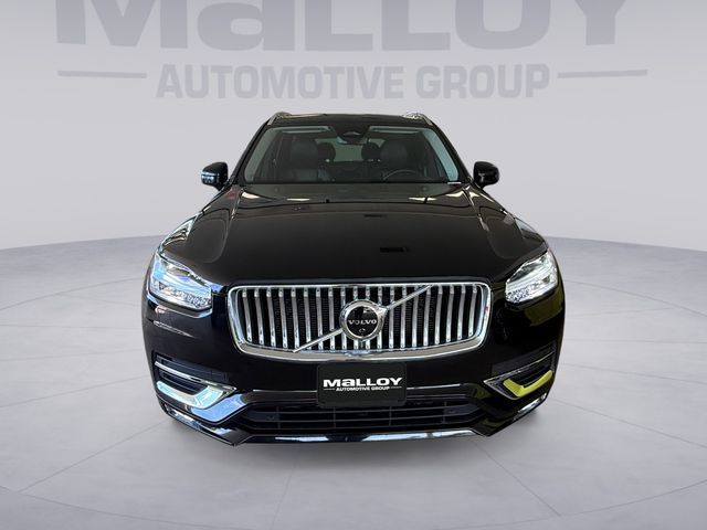 2023 Volvo XC90 Plus