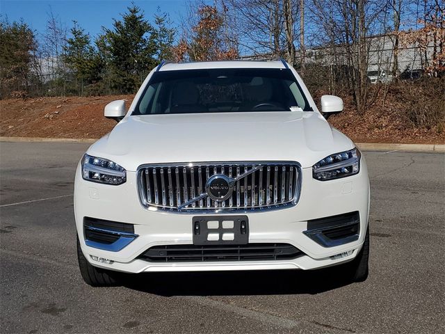 2023 Volvo XC90 Plus