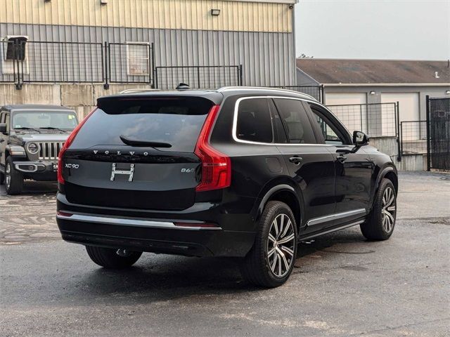 2023 Volvo XC90 Plus