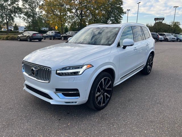 2023 Volvo XC90 Plus