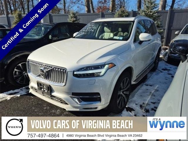 2023 Volvo XC90 Plus