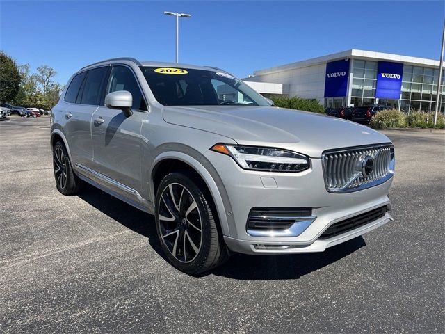 2023 Volvo XC90 Plus