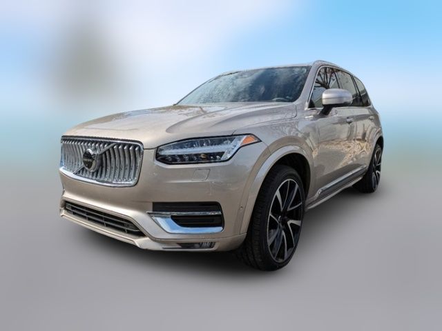 2023 Volvo XC90 Plus