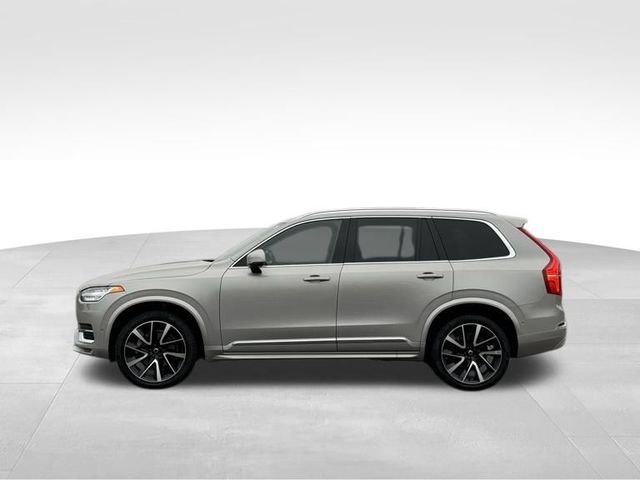 2023 Volvo XC90 Plus