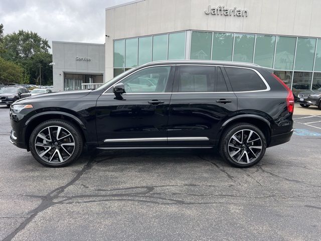 2023 Volvo XC90 Plus