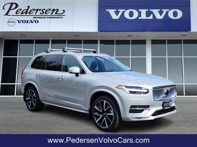 2023 Volvo XC90 Plus