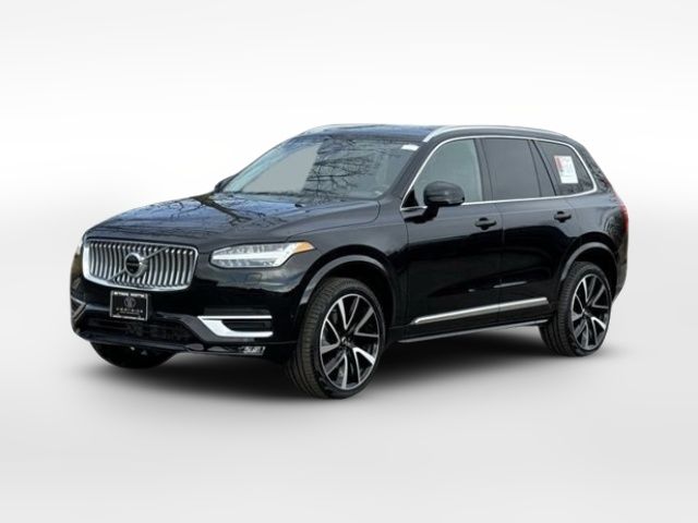 2023 Volvo XC90 Plus