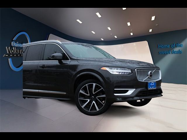 2023 Volvo XC90 Plus