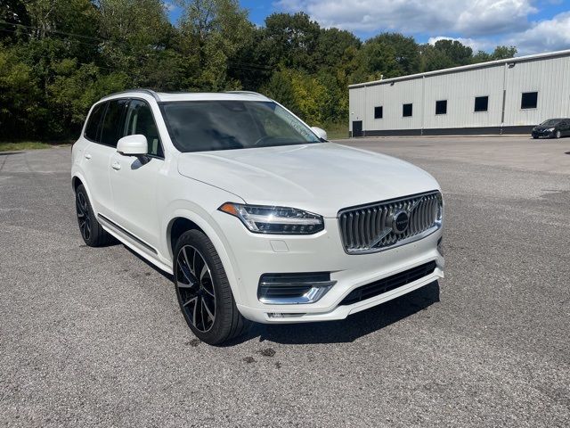 2023 Volvo XC90 Plus