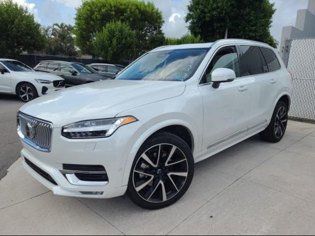 2023 Volvo XC90 Plus