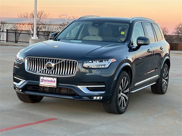 2023 Volvo XC90 Plus