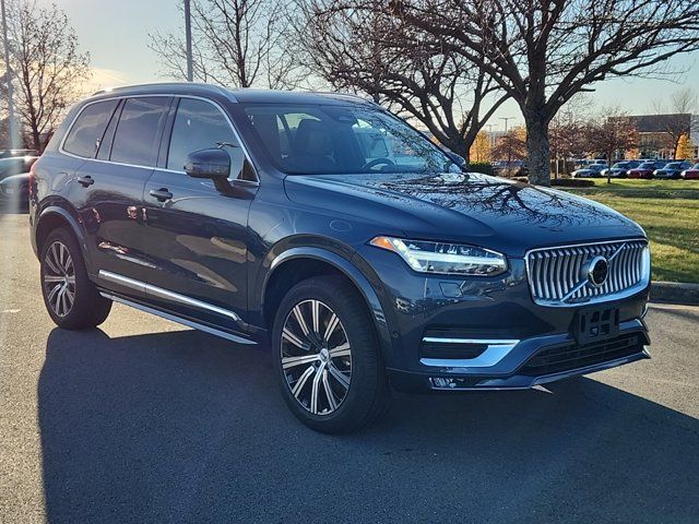 2023 Volvo XC90 Plus