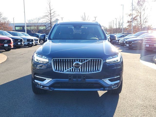 2023 Volvo XC90 Plus