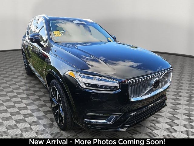 2023 Volvo XC90 Plus