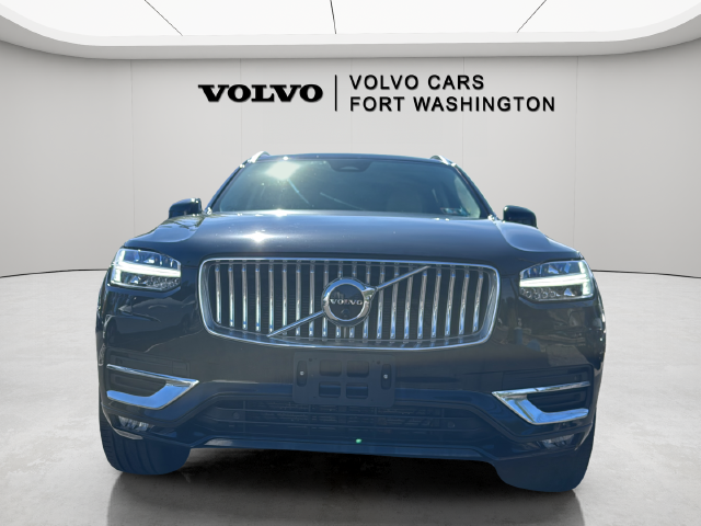 2023 Volvo XC90 Plus
