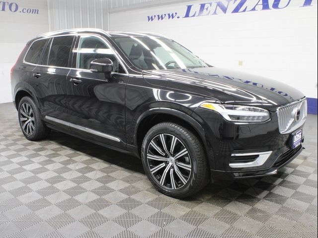 2023 Volvo XC90 Plus