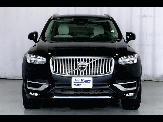 2023 Volvo XC90 Plus